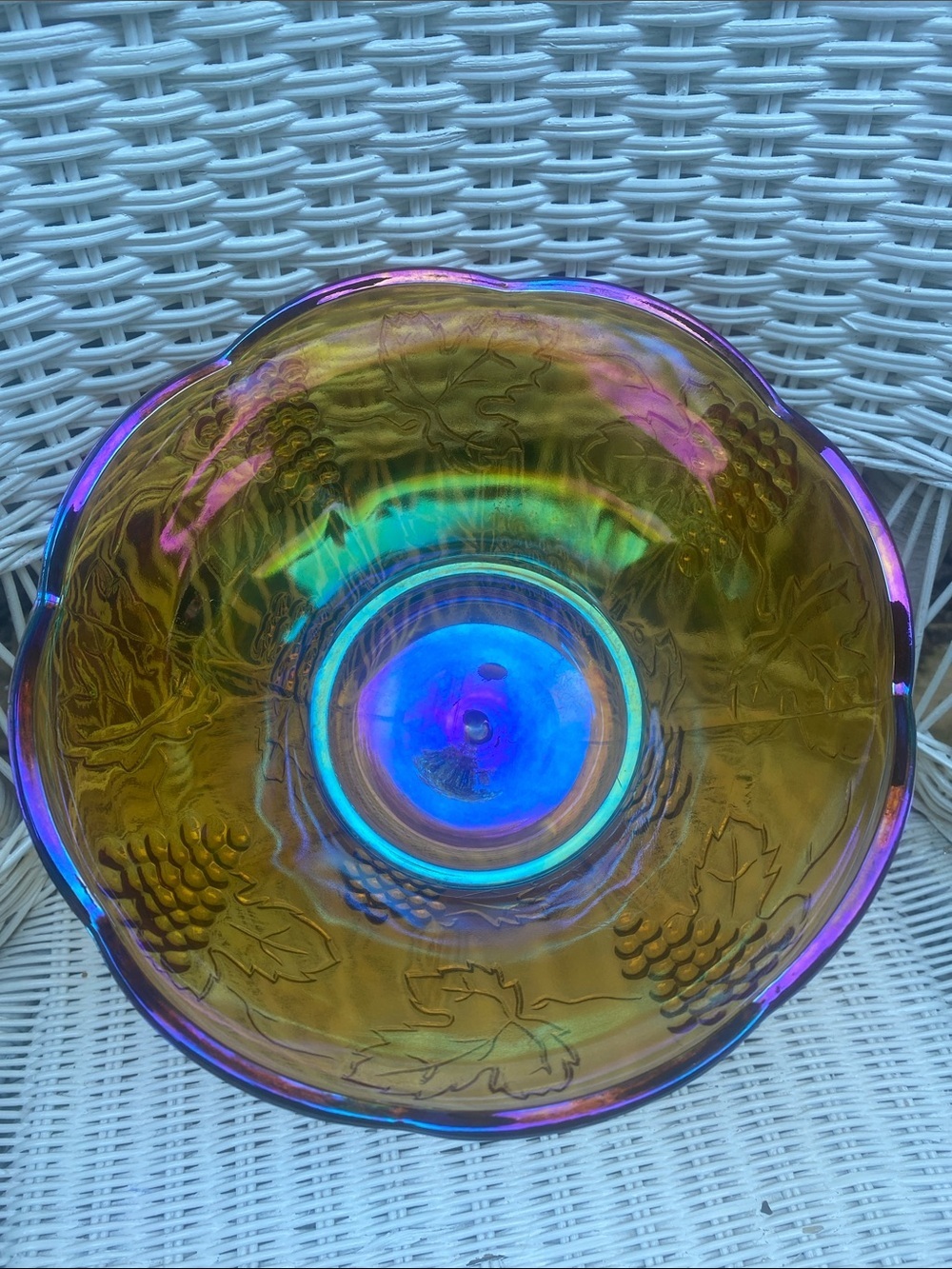 Vintage Amber Iridescent Gold
Carnival Indiana Glass Harvest
Pedestal Bowl - Picture 13 of 16